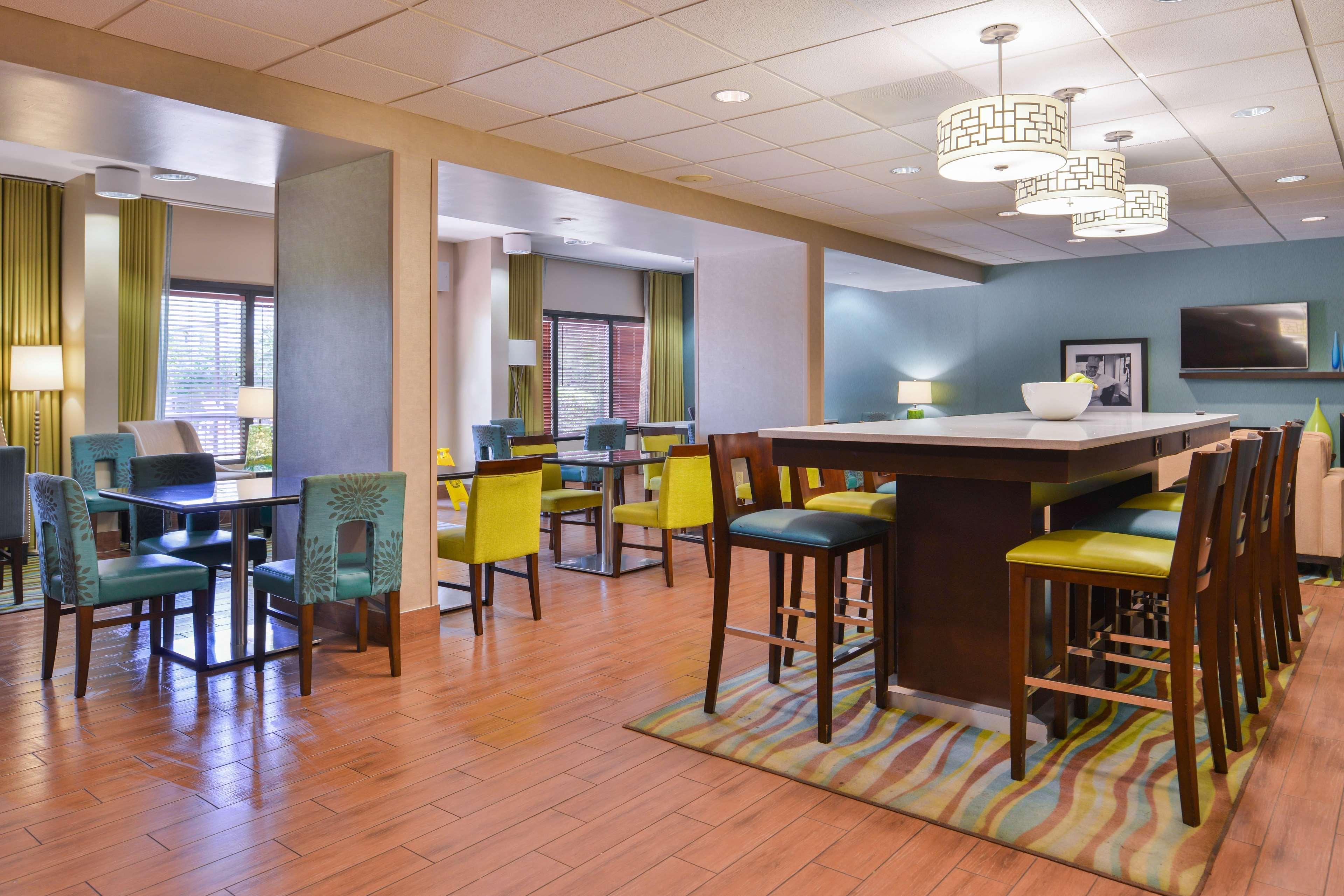 Hampton Inn By Hilton Decatur Exteriör bild